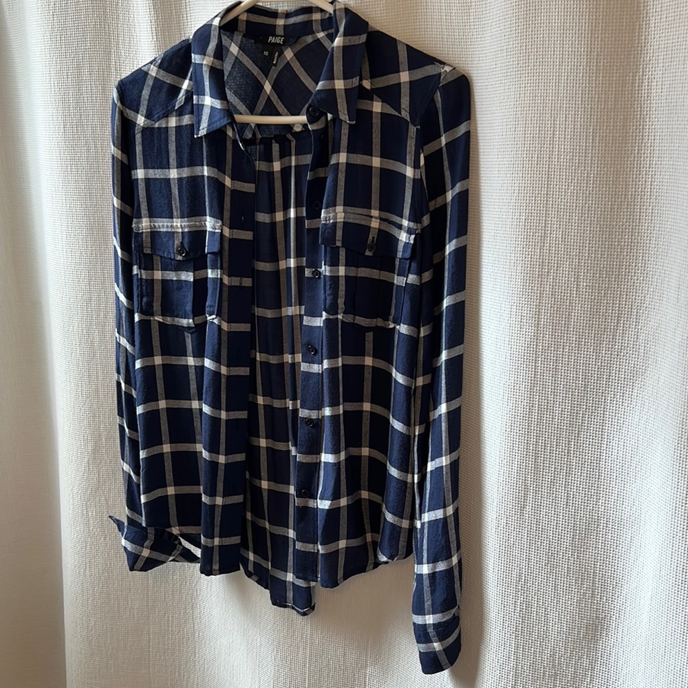 Page button down. Size xs Super soft!